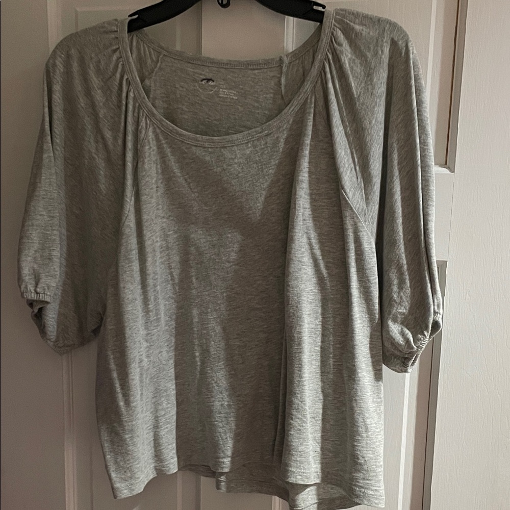 Aerie Light Gray 100% cotton short sleeve tshirt in size large